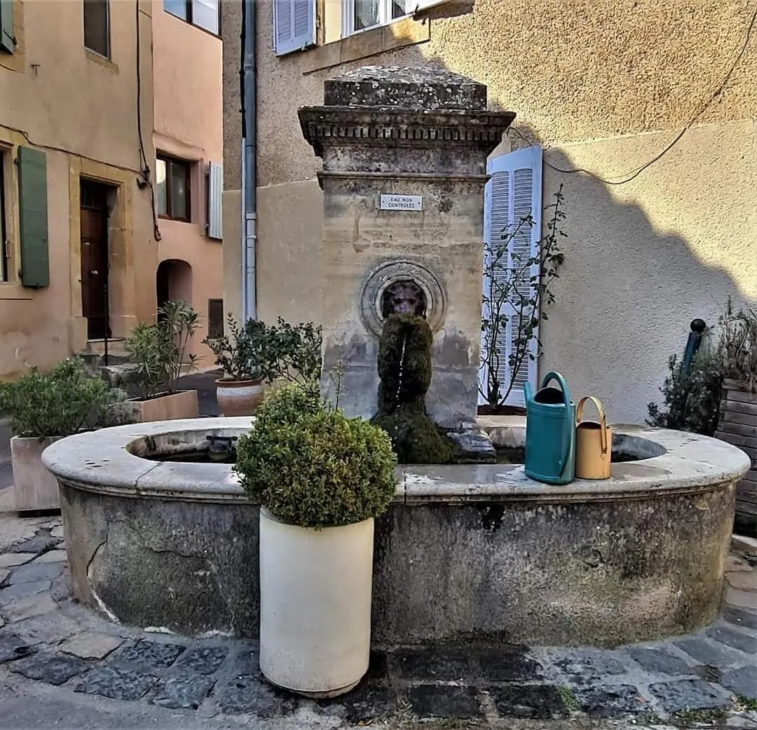 Maison La Plaine Lourmarin 0*,